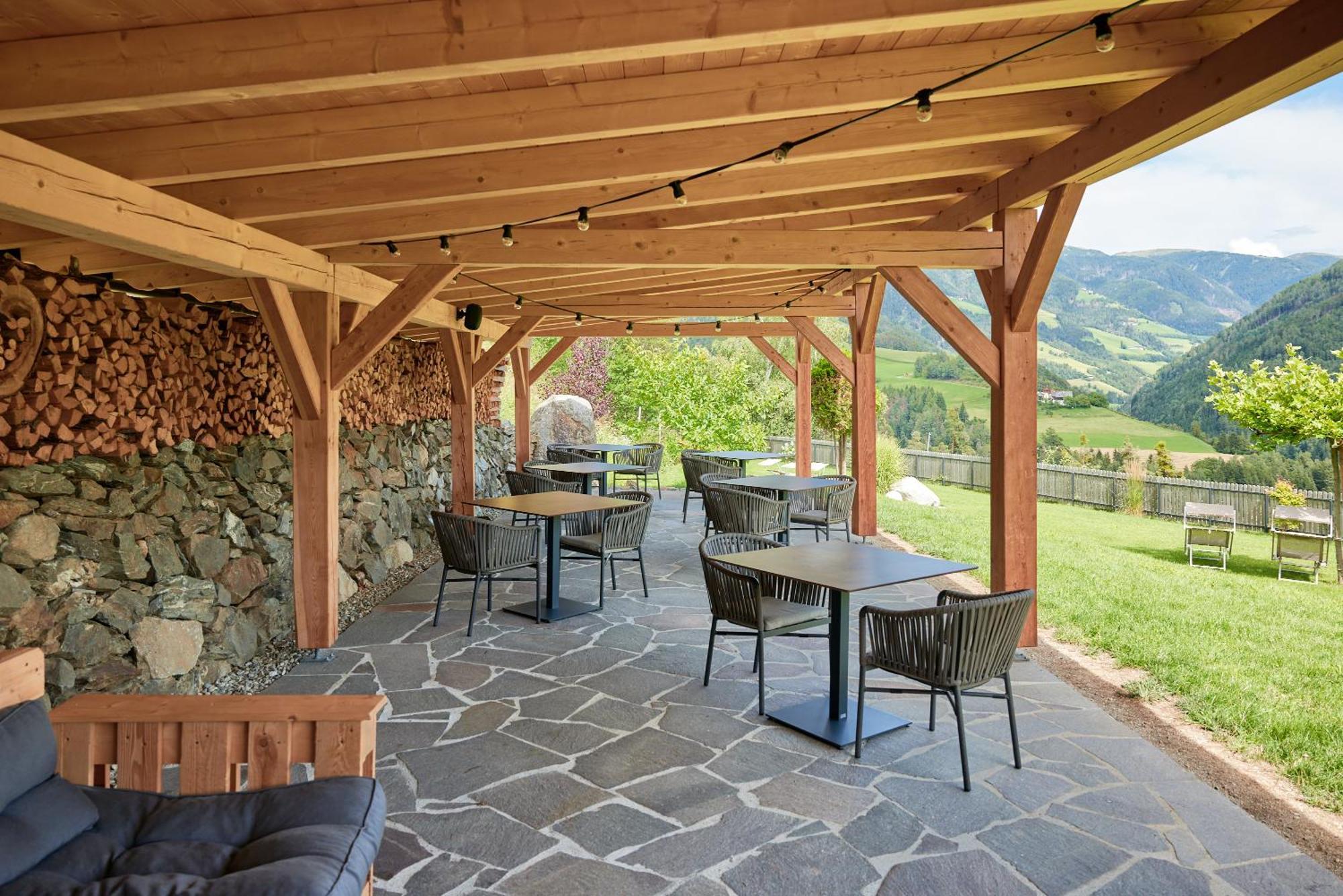 Apartment Am Kernhof: Tranquil Nature Retreat For Couples, Families & Pet Owners *