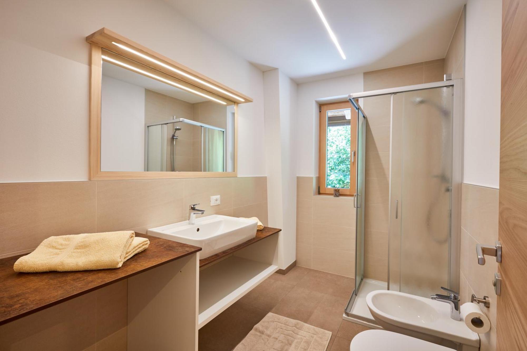 Apartment Am Kernhof: Tranquil Nature Retreat For Couples, Families & Pet Owners *